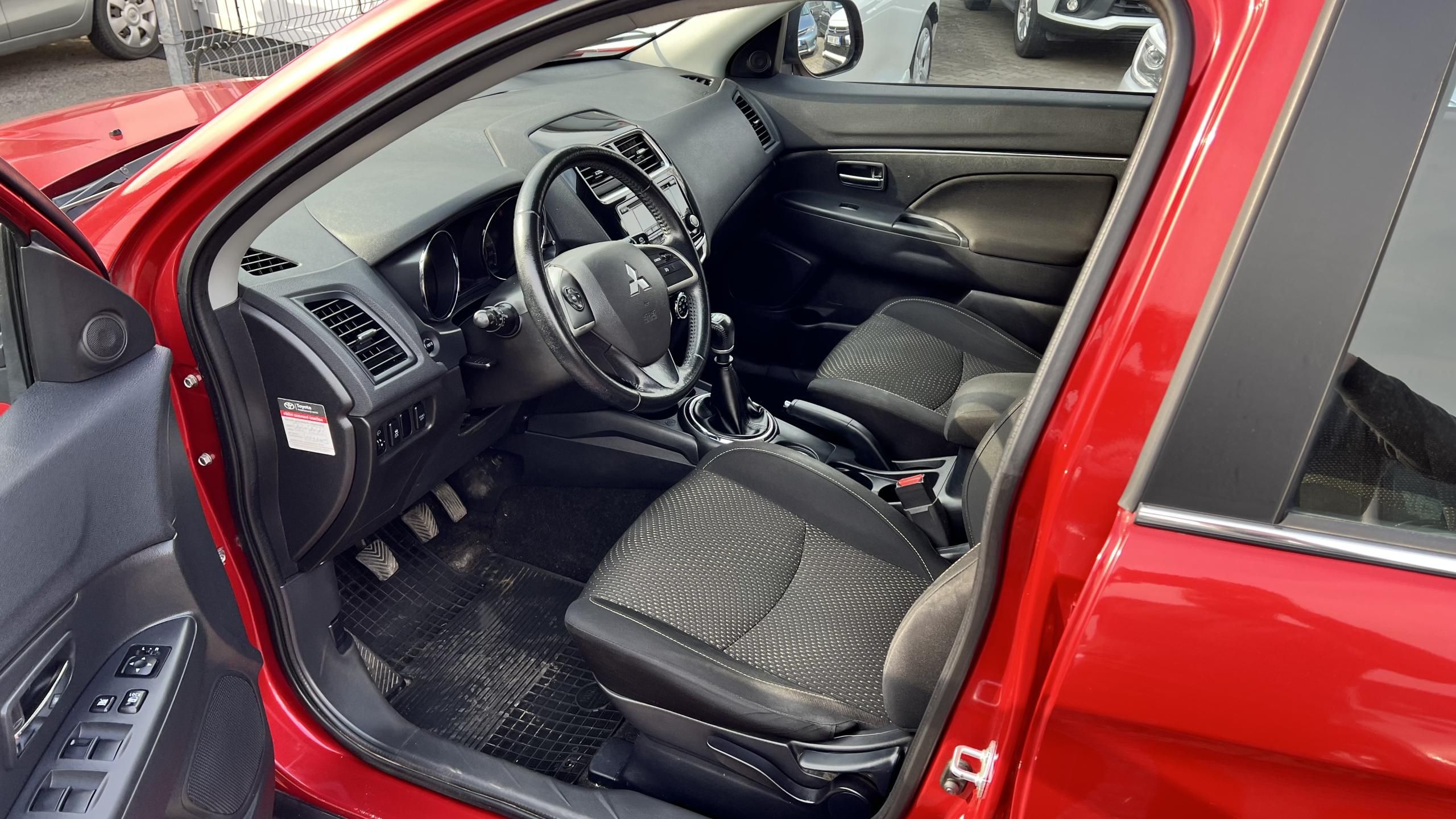 Mitsubishi ASX, INVITE+ 4X4 6M/T - fotka 6