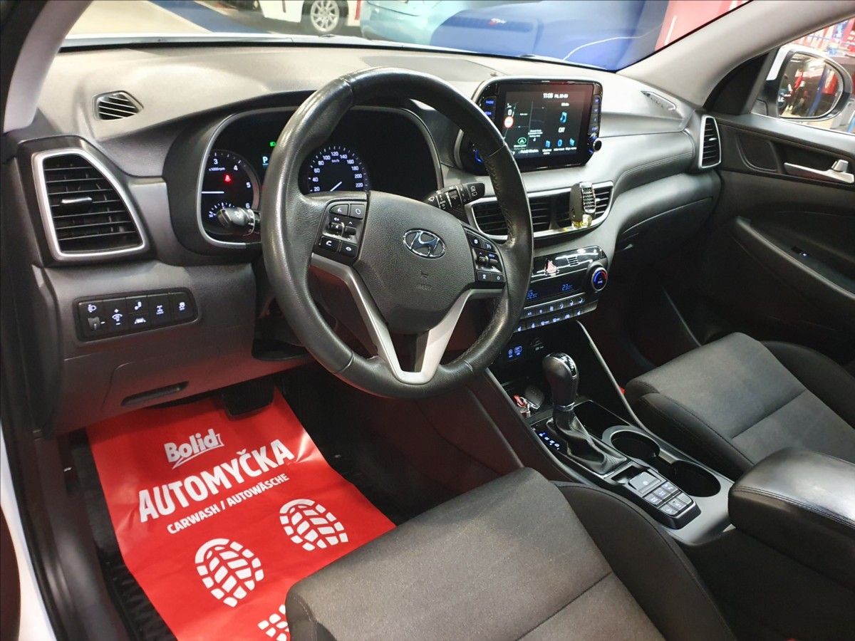 Hyundai Tucson, 1,6 CRDi 4x4 AUTOMAT - ČR - fotka 6