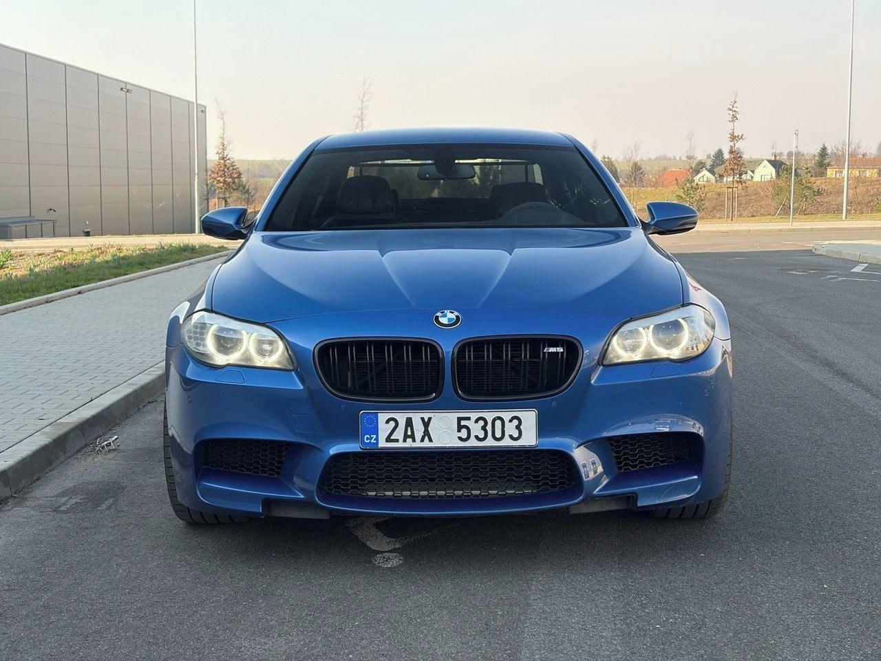 BMW M5, BMW M5 F10 - odpočet DPH - fotka 2