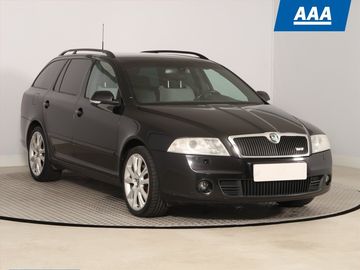 RS 2.0 TFSI, Automatická klima