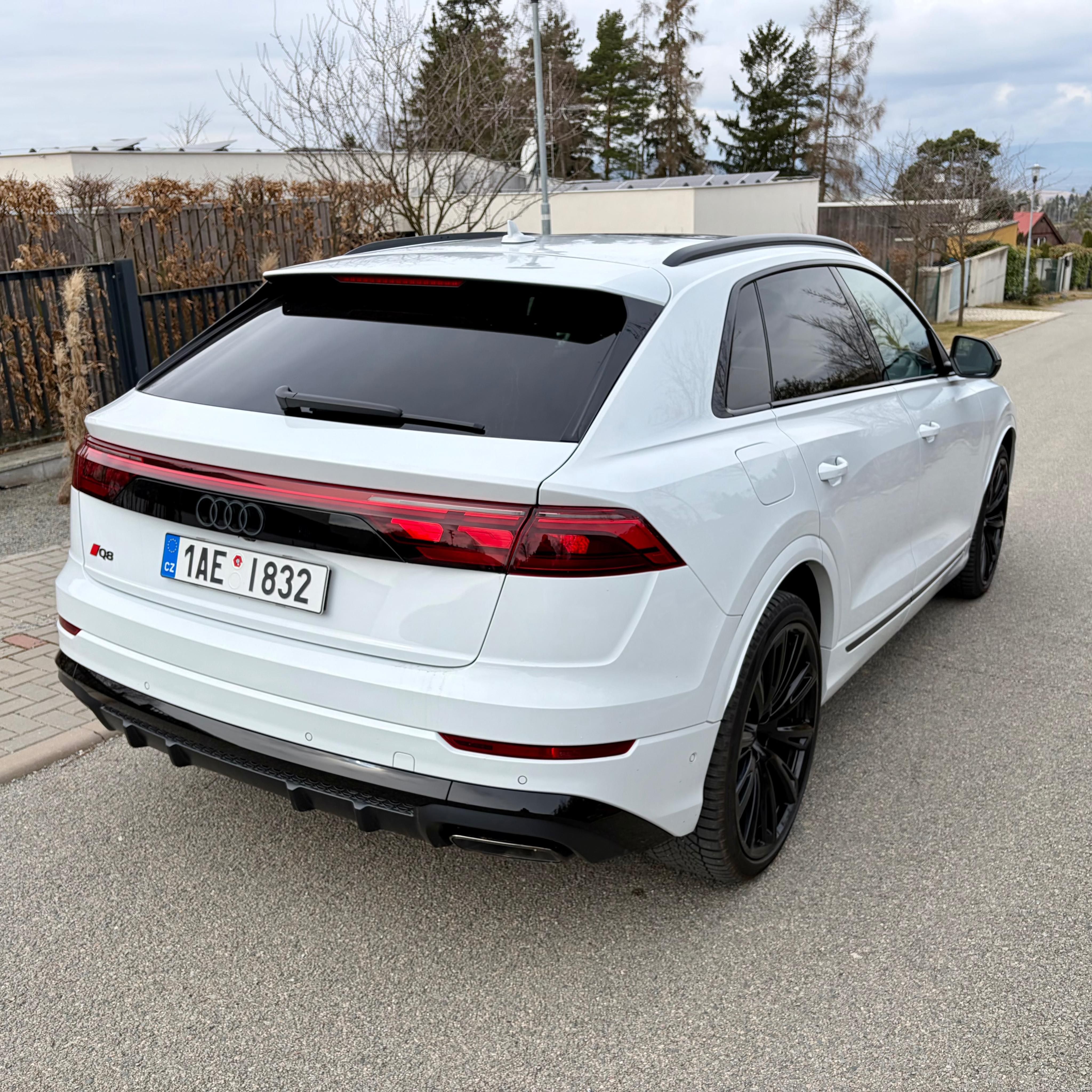 Audi Q8, NEZ.TOP,N.NAP,TZ,DPH,LASER - fotka 5