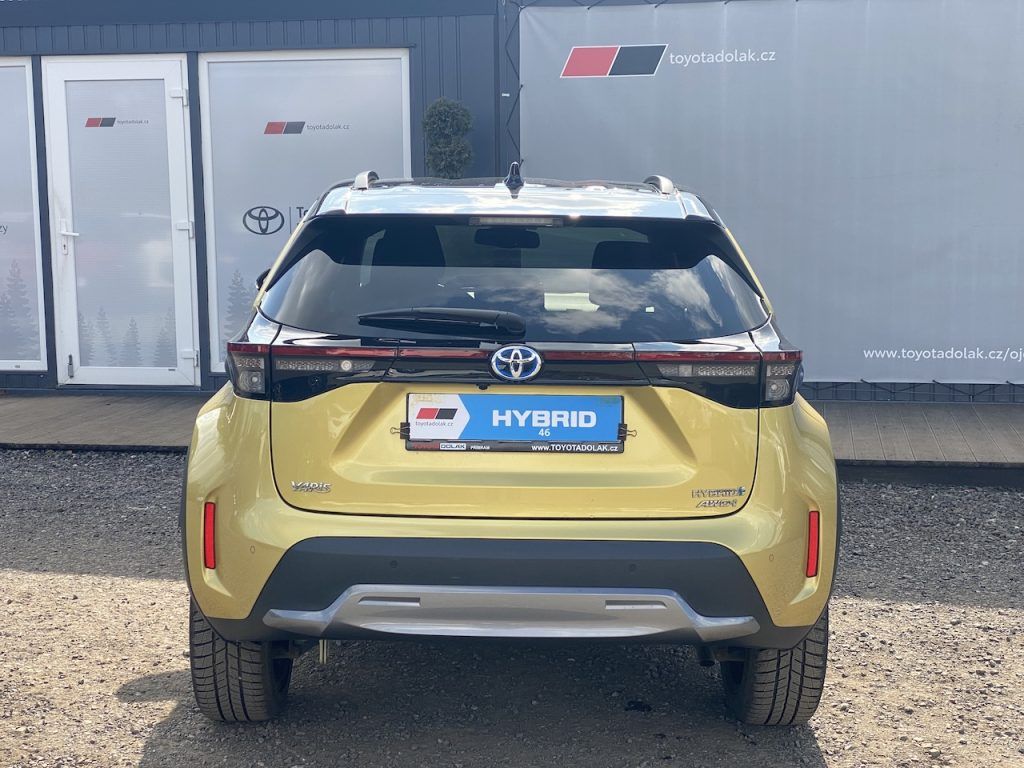 Toyota Yaris Cross, 1.5HEV, ČR-2m, Adventure, 4x4 - fotka 6