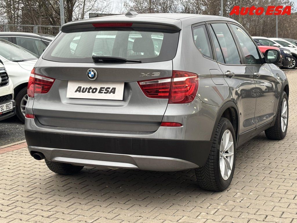 BMW X3, 2.0D xDrive20d,+ALU - fotka 4