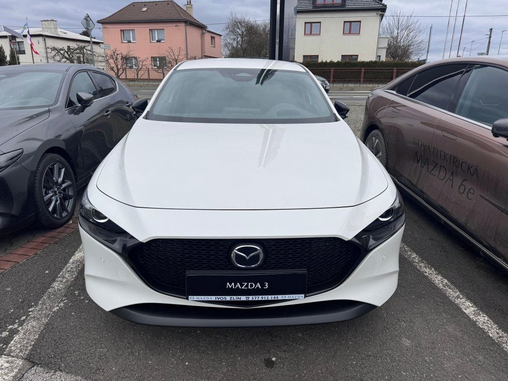 Mazda 3, HB 2,5 6MT Homura - fotka 2