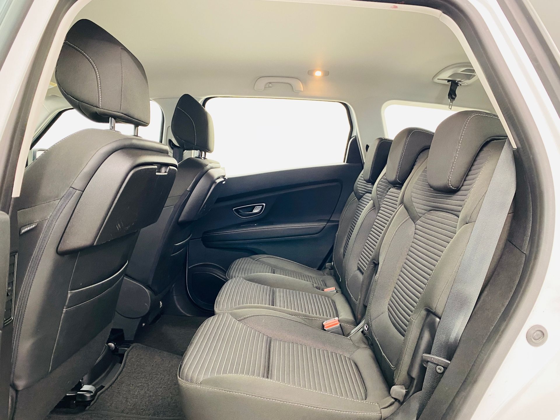Renault Grand Scénic, 1.2 Tce 97kW Intense - fotka 6