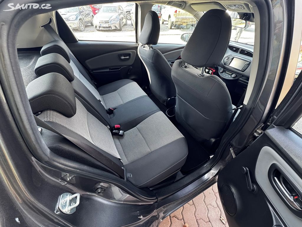 Toyota Yaris, fotka 19