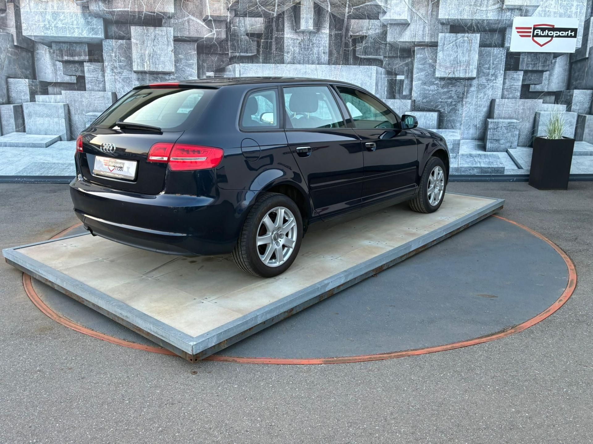 Audi A3, 1.2TSi, 77KW, VYHŘ. SED.,TEMP. - fotka 6