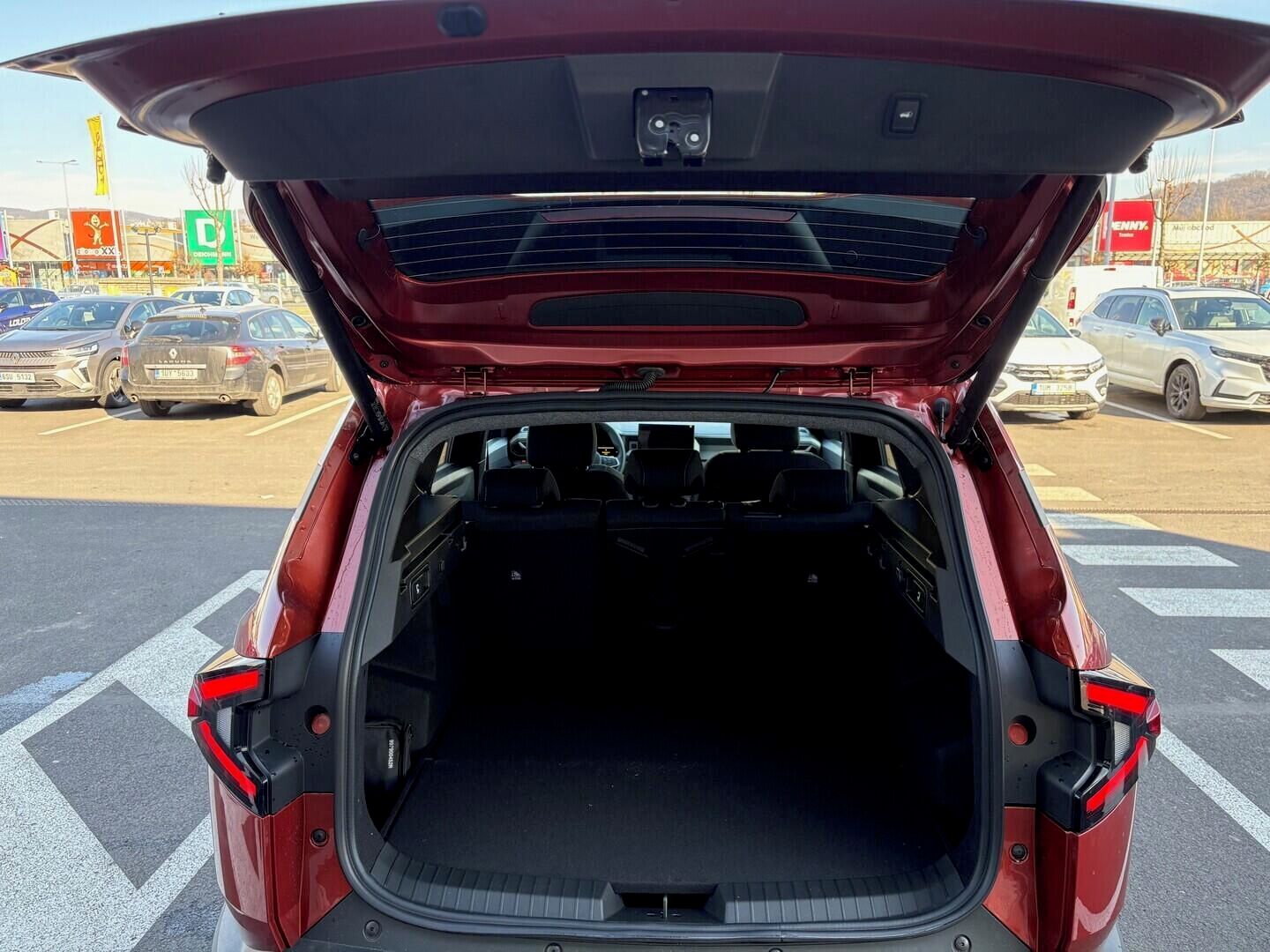 Dacia Bigster, Journey Mild Hybrid-G 140 1,2 - fotka 6