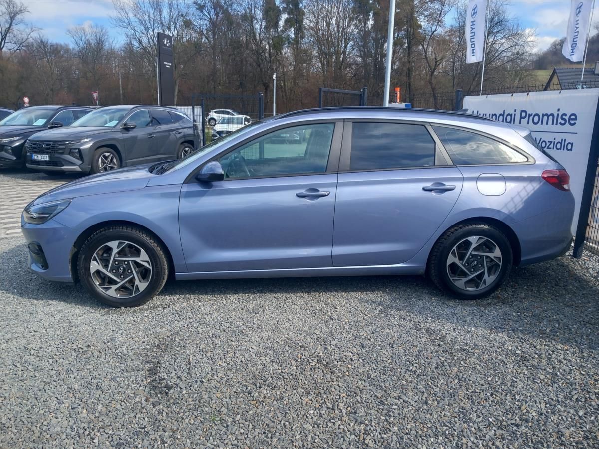 Hyundai i30, 1,5 l SMART - fotka 4