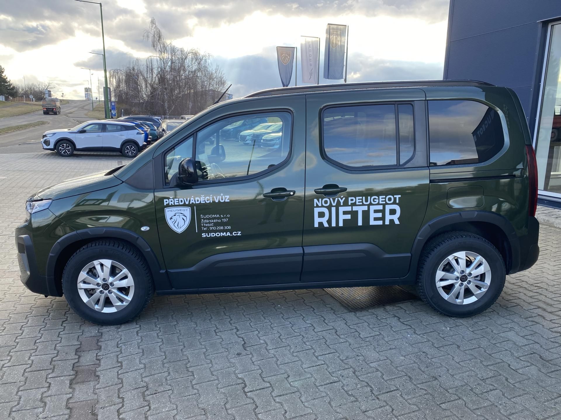 Peugeot Rifter, ALLURE BlueHDi 130 S&S MAN6 - fotka 5