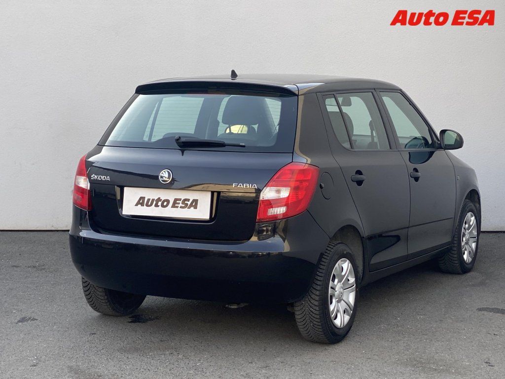 Škoda Fabia, 1.6 TDi,Active,AC - fotka 4