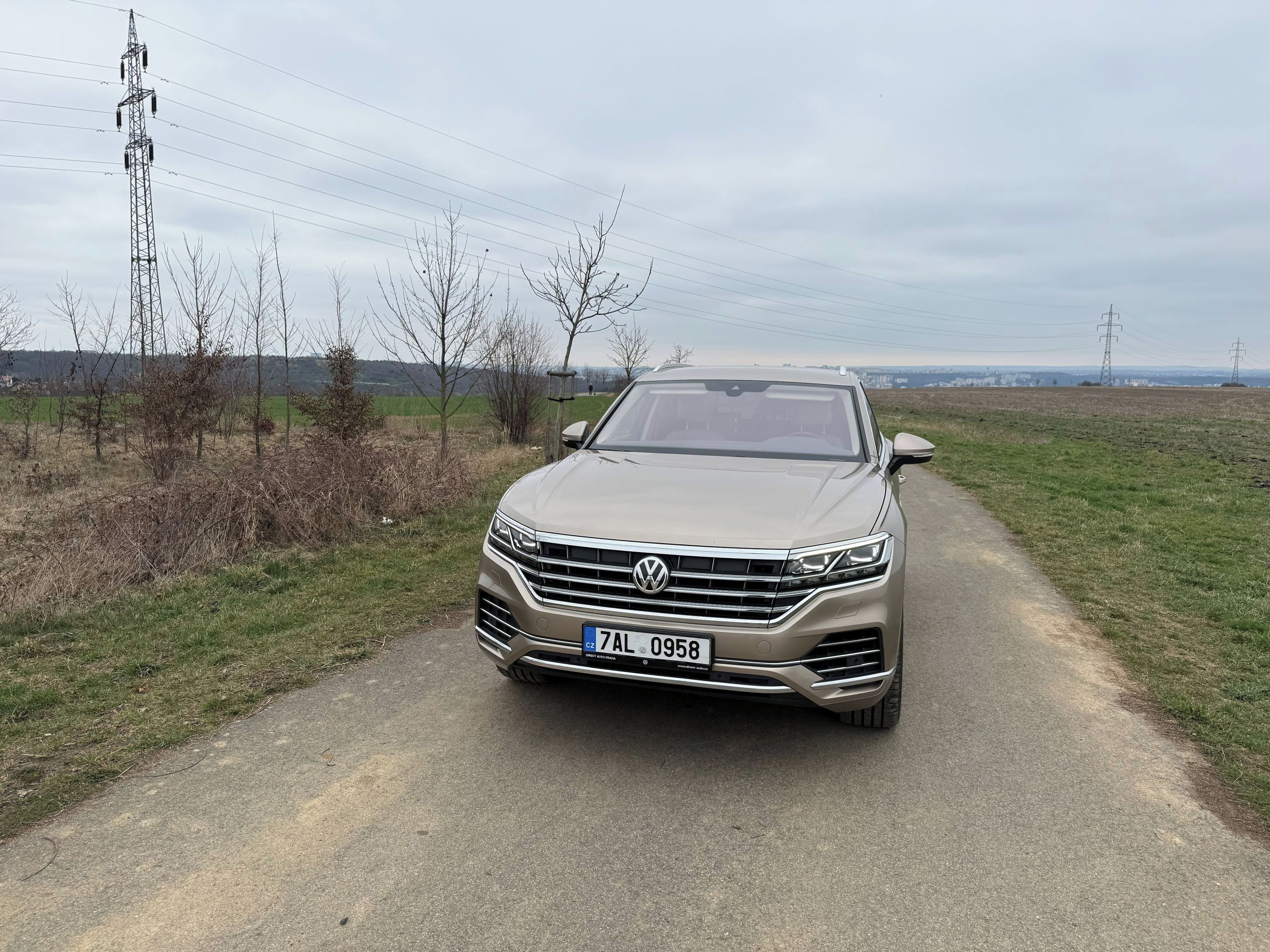 Volkswagen Touareg, Tažné, LED Matrix, Ventilace - fotka 3