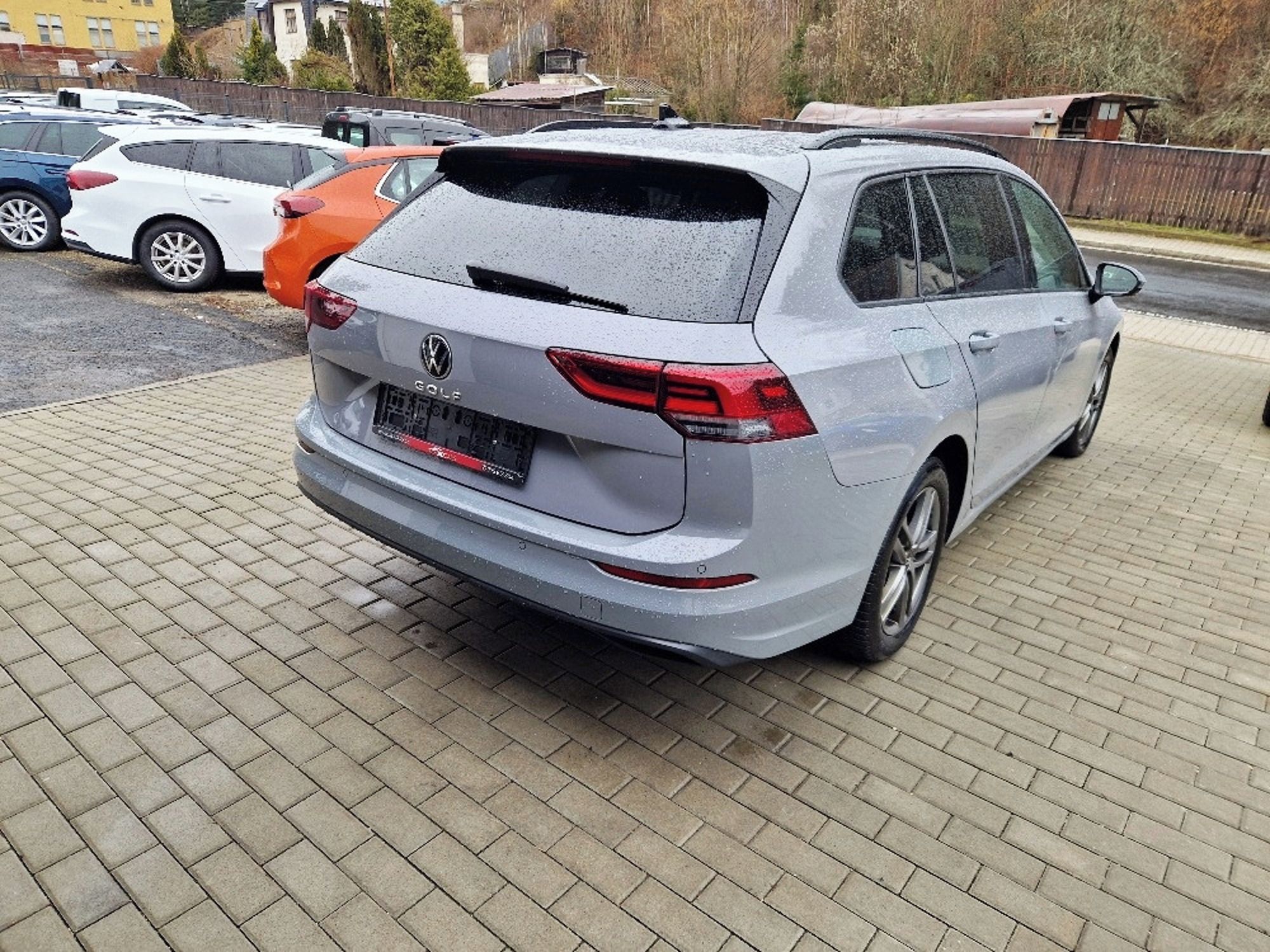 Volkswagen Golf, 2.0 TDi (110 kW), plný servis - fotka 4