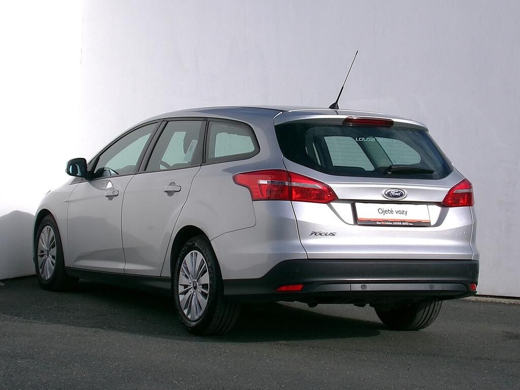 Ford Focus, 1.6 Tdci 70 kW - fotka 6