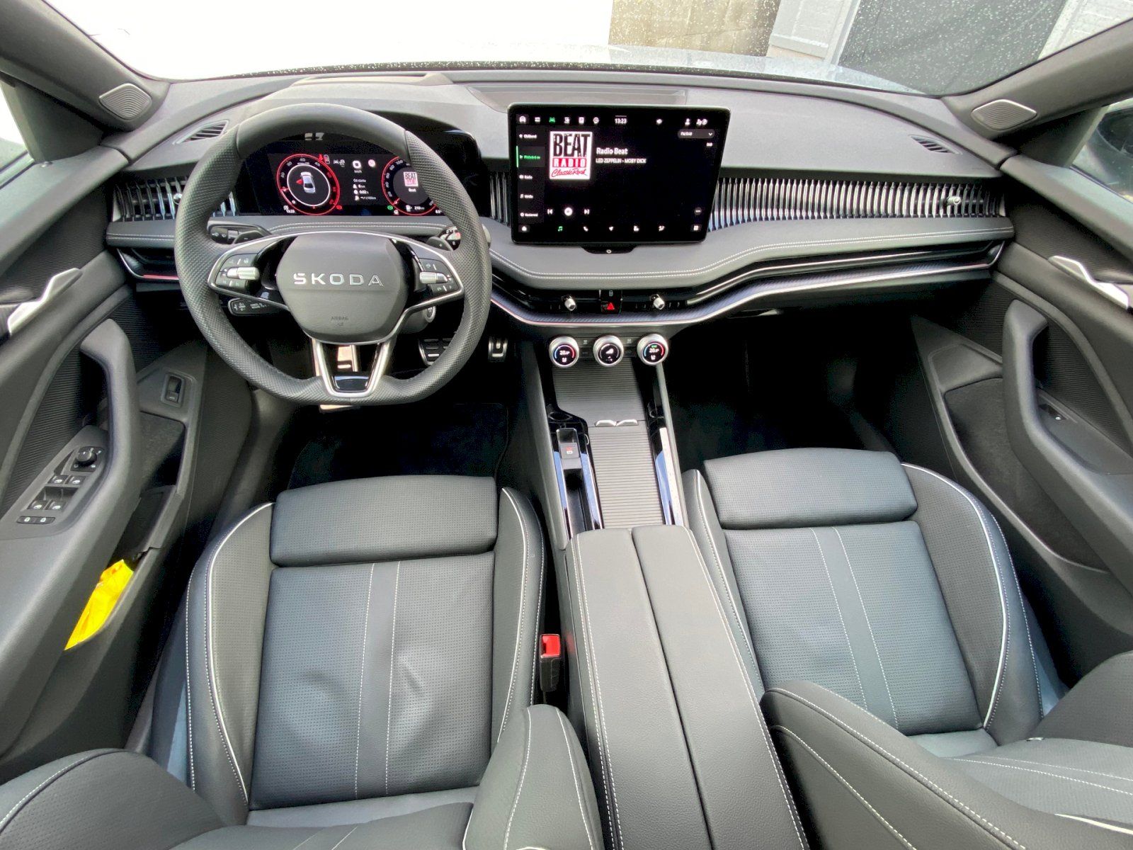 Škoda Superb, SPORTLINE 2.0 TDI 110 kW DSG - fotka 5