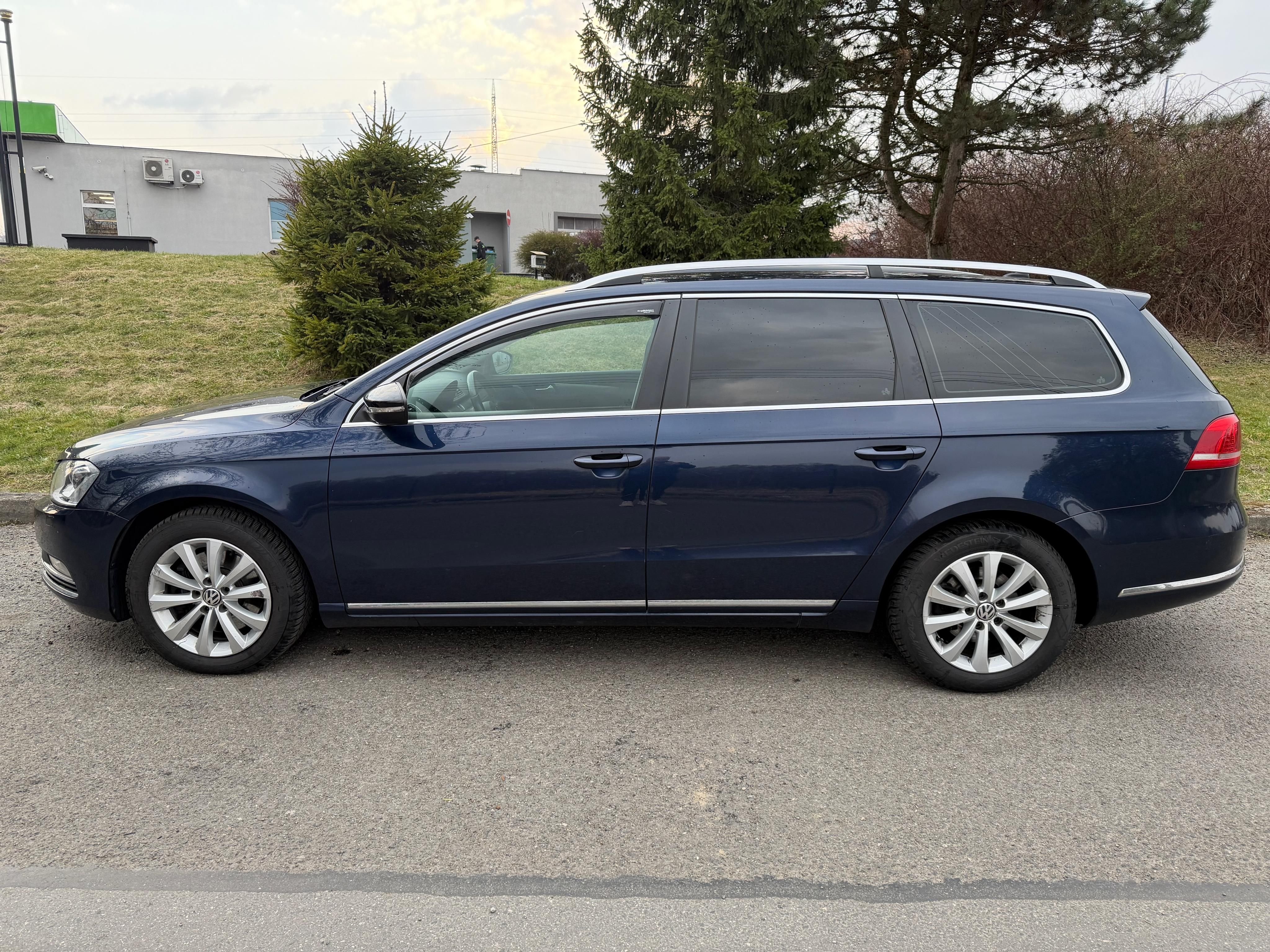 Volkswagen Passat Variant, 2.0TDi-103kw,manuál,navi,tažné - fotka 2