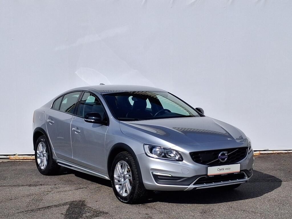 Volvo S60, Cross Country 2.0 D3 110 kW - fotka 5