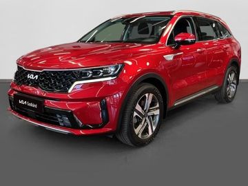PHEV AWD Kamera 7 míst