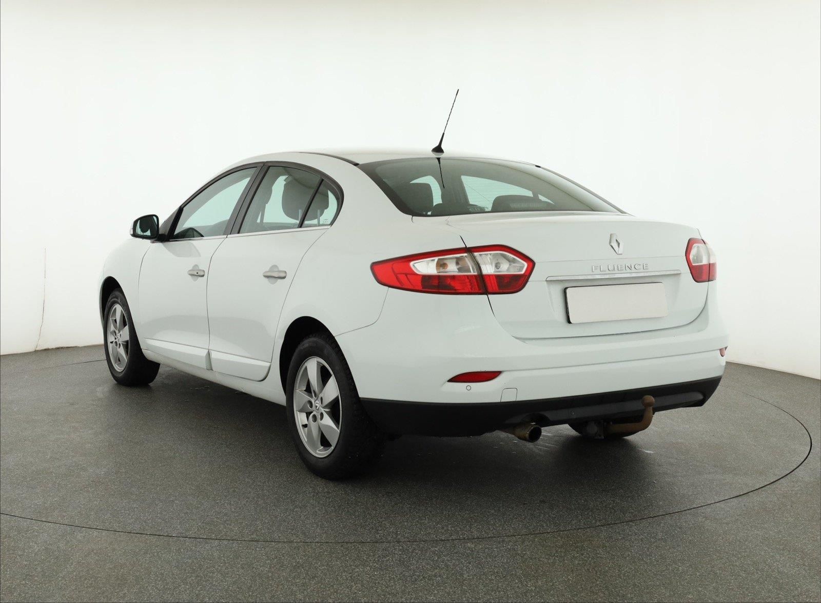 Renault Fluence, 1.6 16V, po STK, Tažné - fotka 4