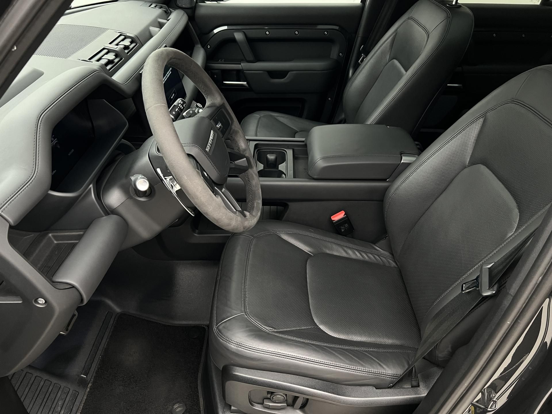 Land Rover Defender, 110 P525 V8 CARPATHIAN EDITION - fotka 3