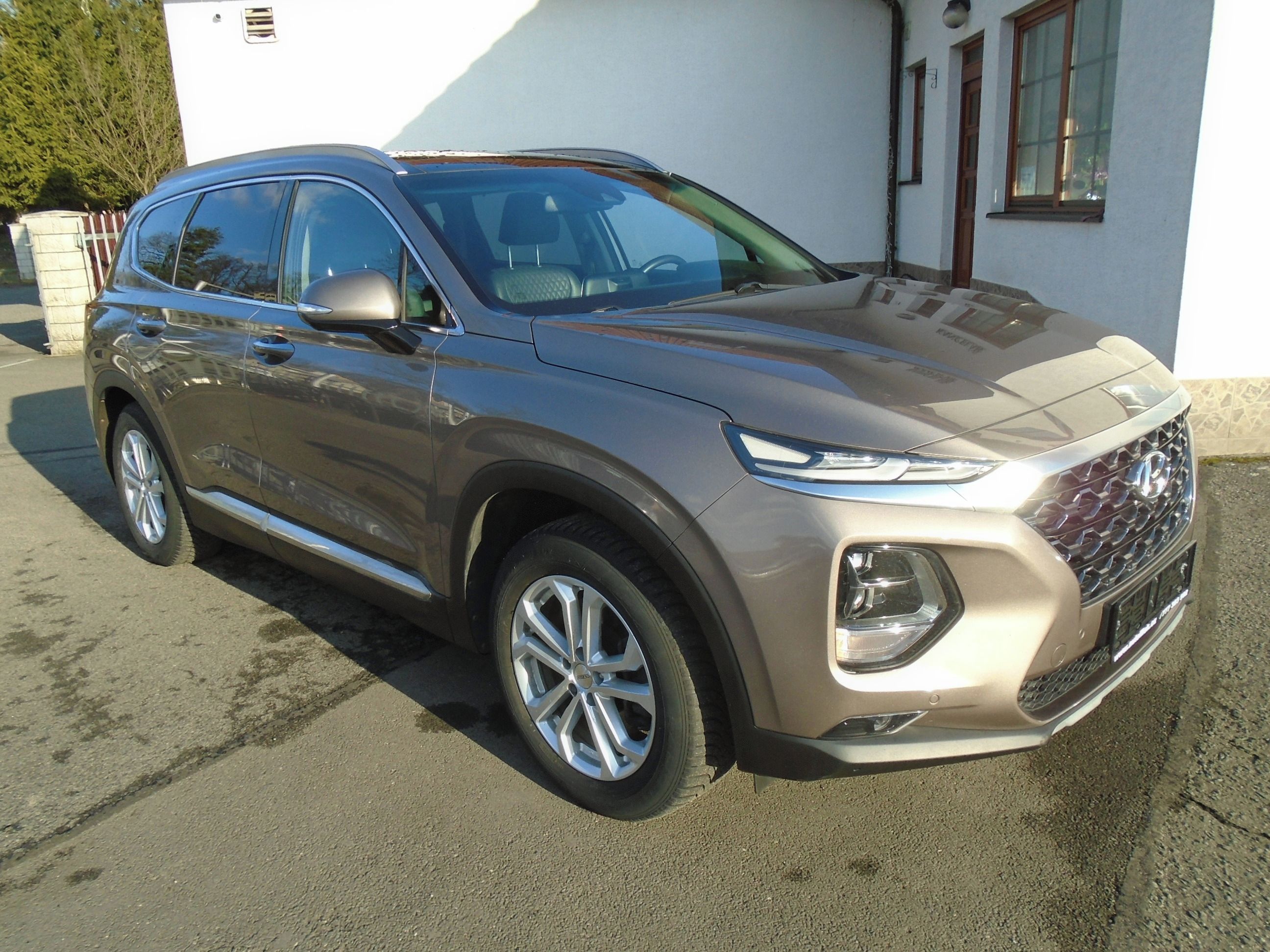 Hyundai Santa Fe, 2.2CRDi 4x4 1.maj  ČR - fotka 4