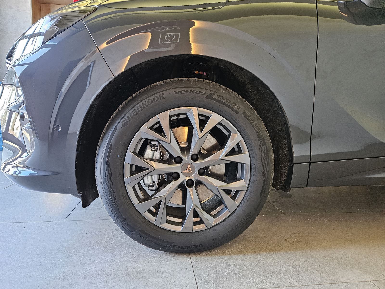 Cupra Terramar, 2.0 TSI 204k DSG 4WD - fotka 6