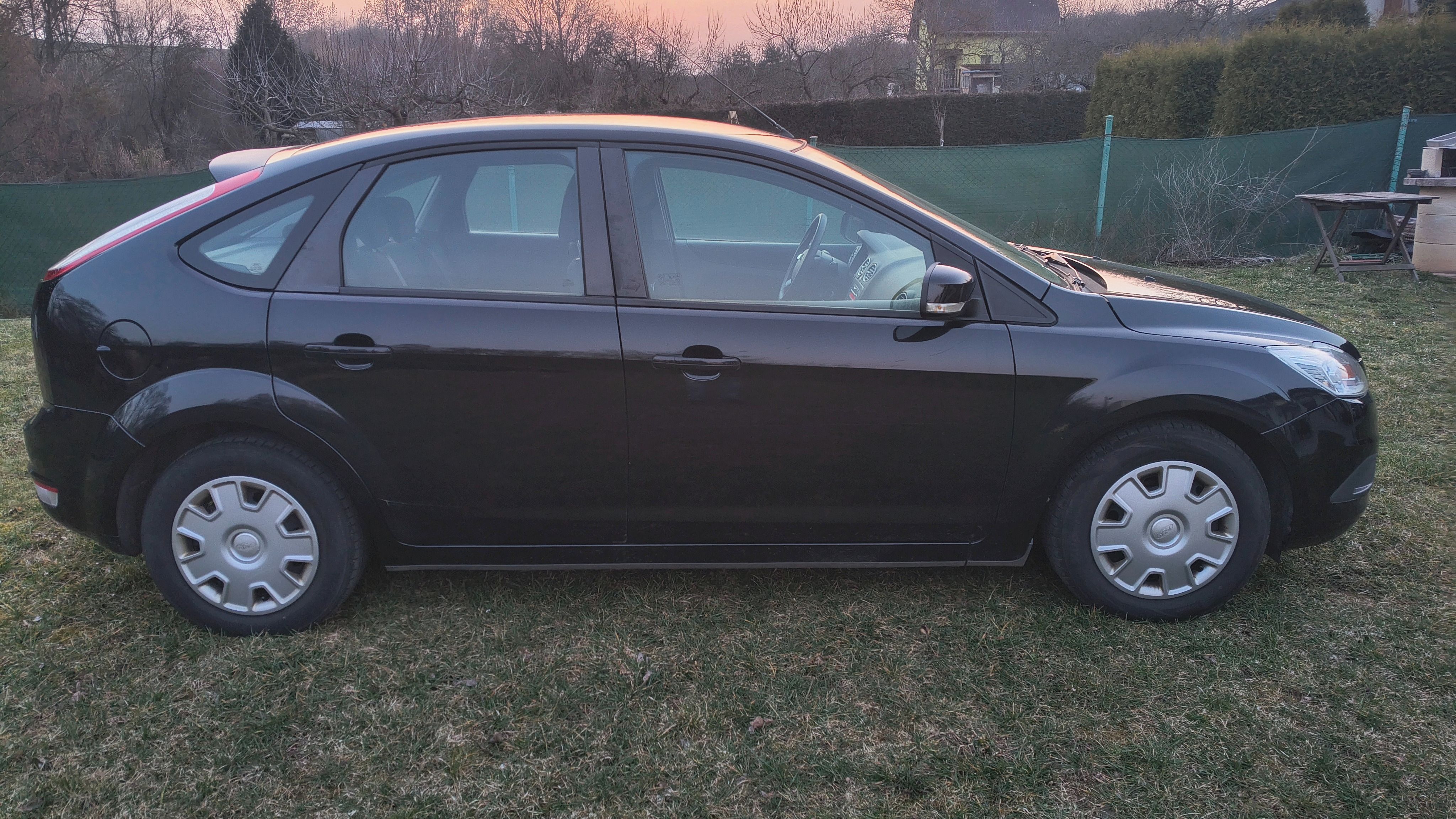 Ford Focus, 1.6i 74kW nové rozvody Nehavar - fotka 6