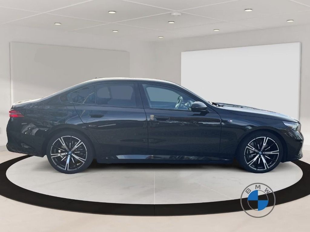 BMW Řada 5, 550 e xDrive M Sport*Kůže*Navi - fotka 6