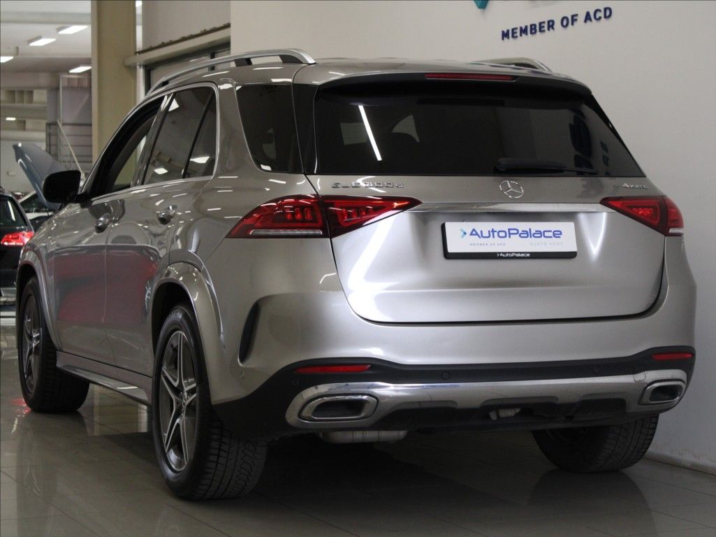 Mercedes-Benz GLE, 2,0 300d 4M AMG Tažné 1.maj.ČR - fotka 3