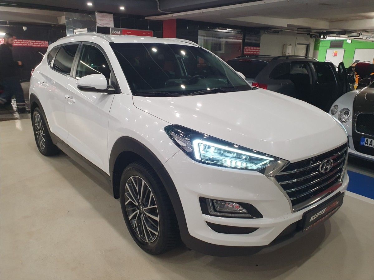 Hyundai Tucson, 1,6 CRDi 4x4 AUTOMAT - ČR - fotka 2