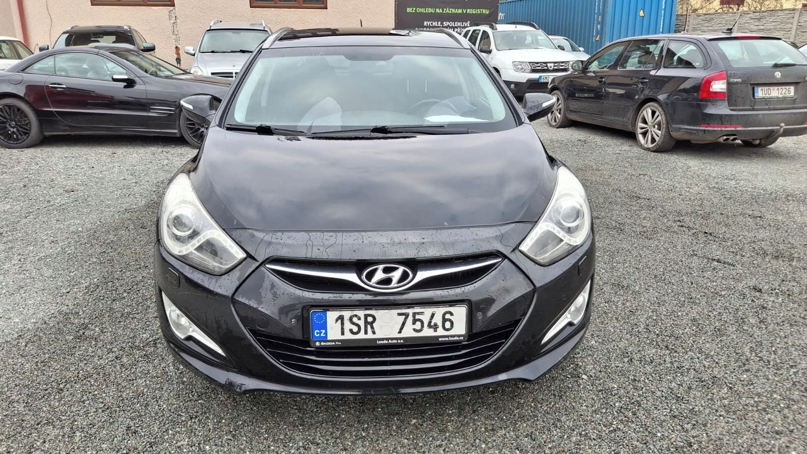 Hyundai i40, 1,7crdi, na splátky všem - fotka 3