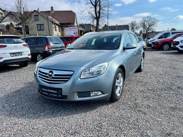 1.8i 103kW Výhřevy,Navi,Servis