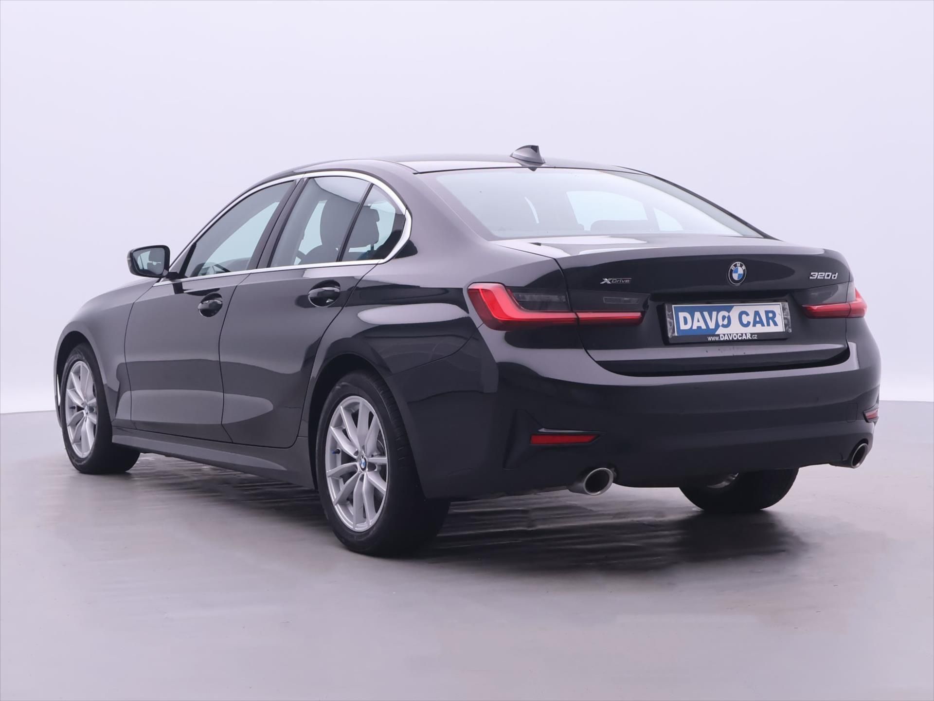 BMW Řada 3, 2,0 320d 140kW xDrive CZ - fotka 5