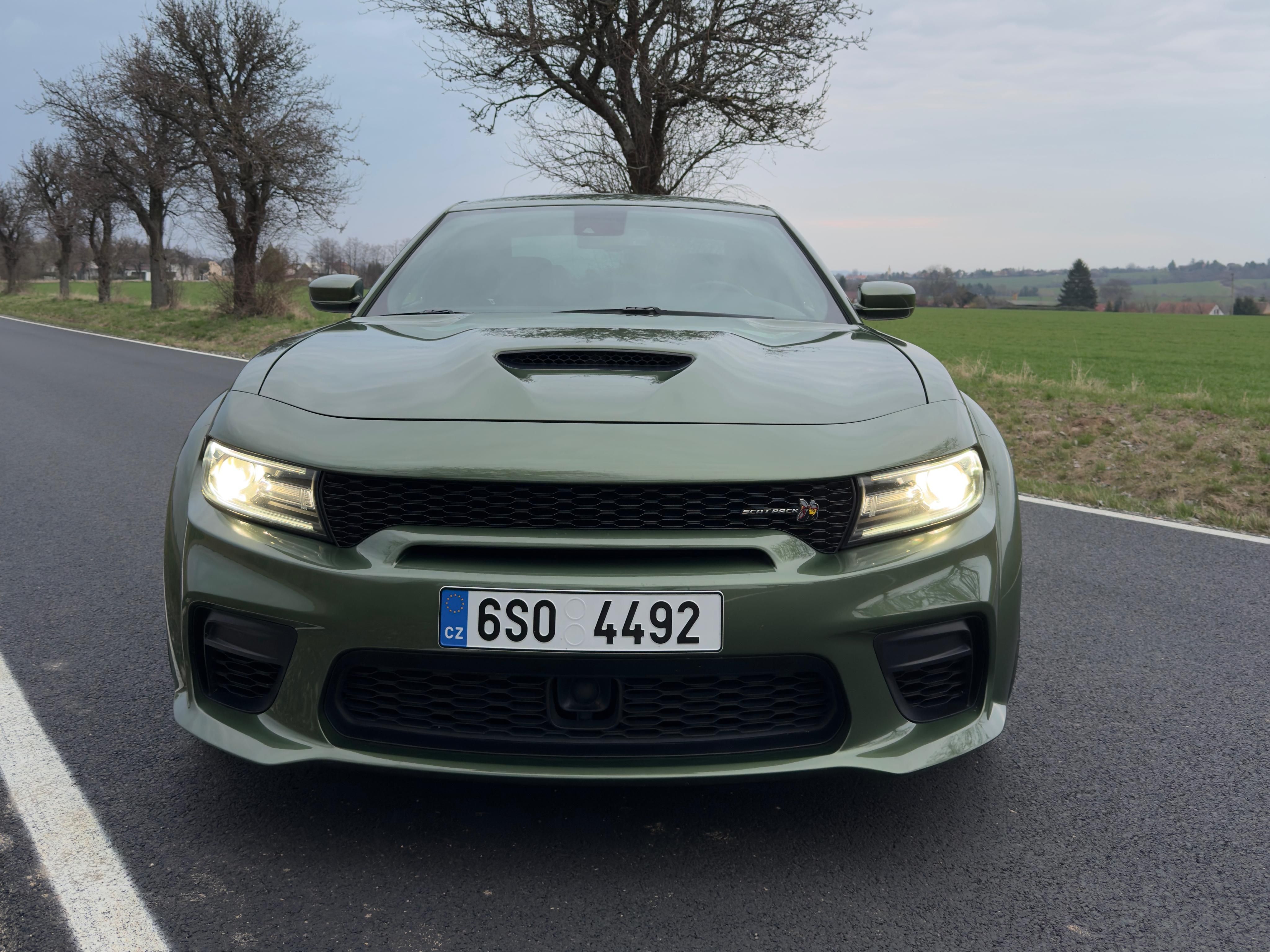 Dodge Charger, 6.4 Widebody Scatpack, DPH - fotka 6