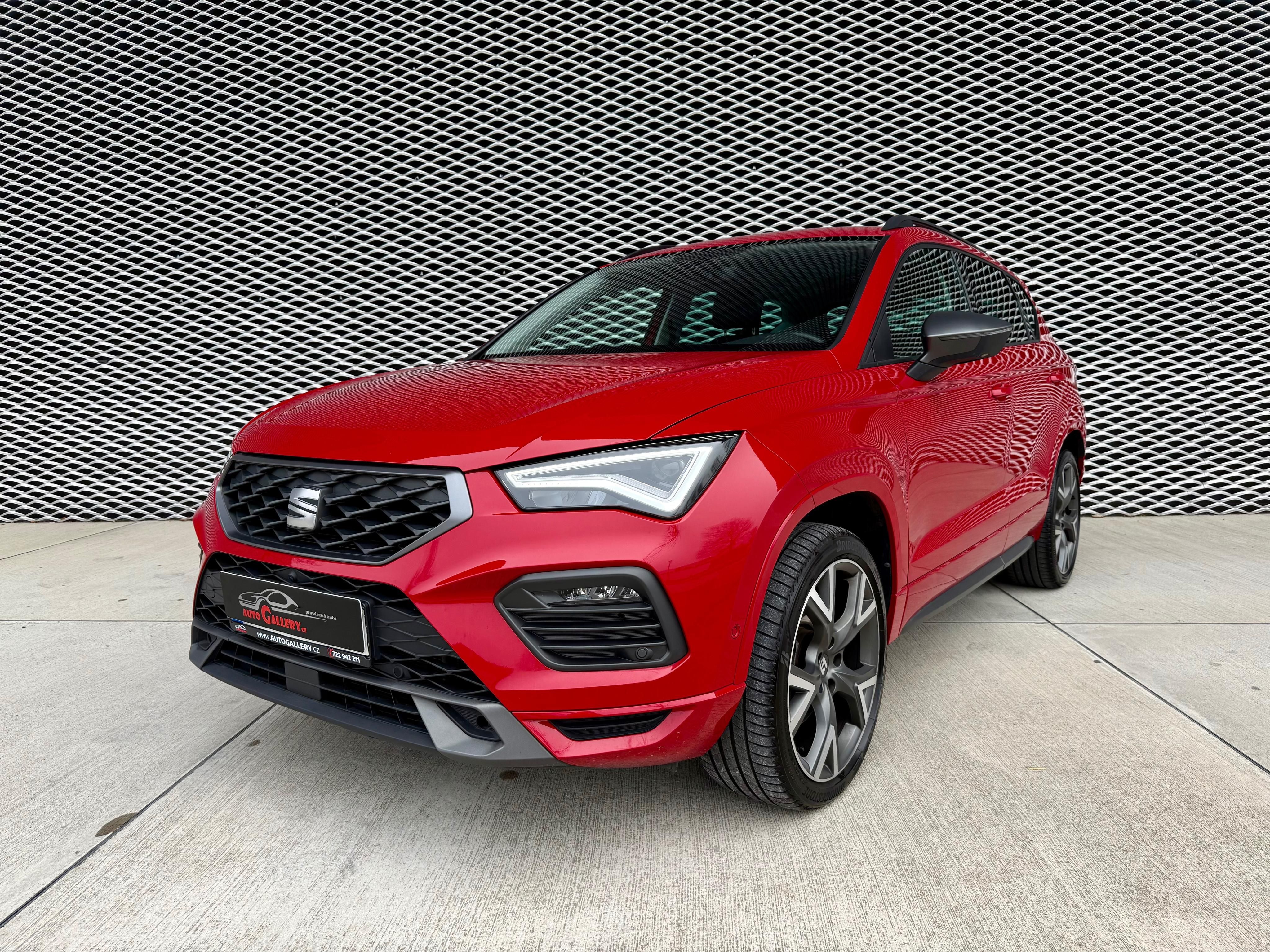 Seat Ateca, FR 2.0 TSi DSG 4Drive 140 kW - fotka 3