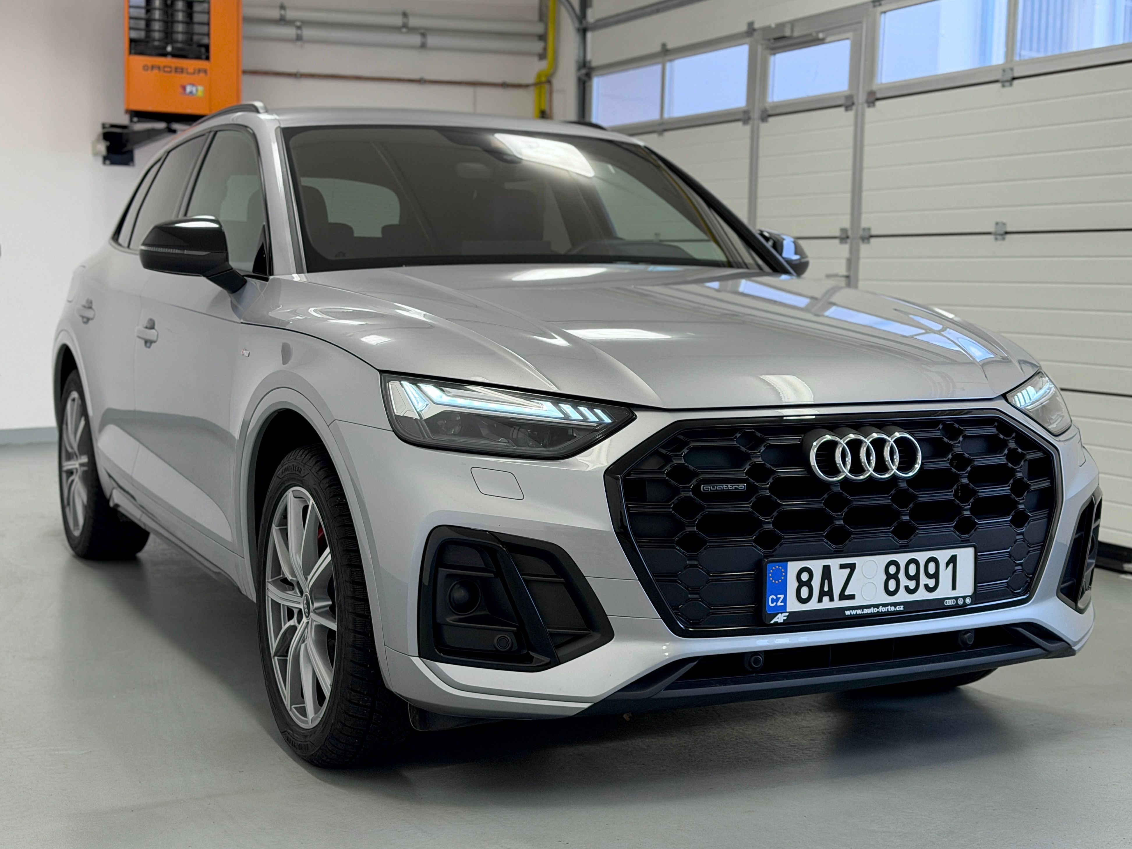Audi Q5, 2,0Tdi 150kw QUATTRO S-LINE - fotka 5
