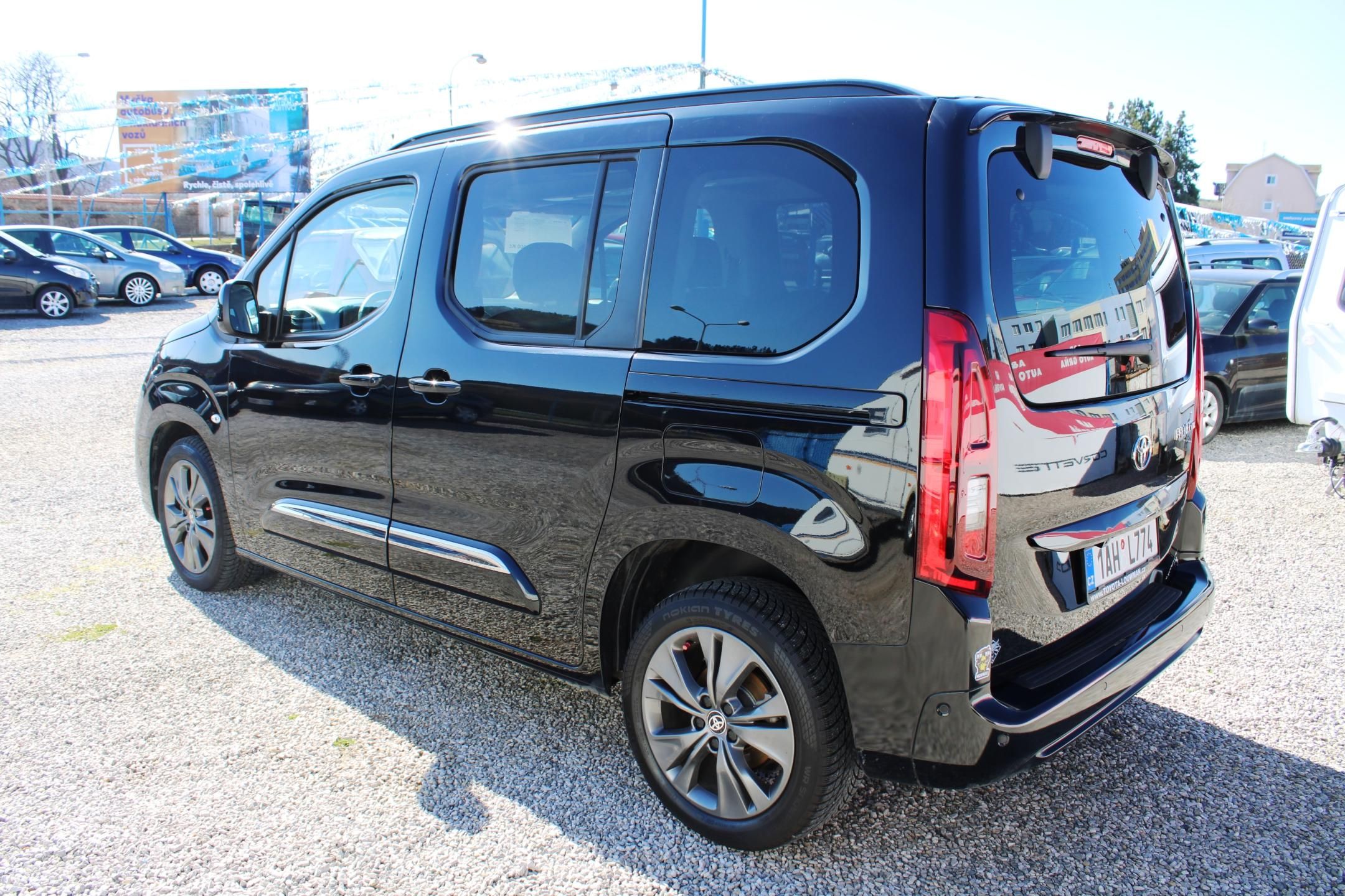 Toyota Proace City Verso, 1,5d 96KW PANORAMA NAVI LED CZ - fotka 5