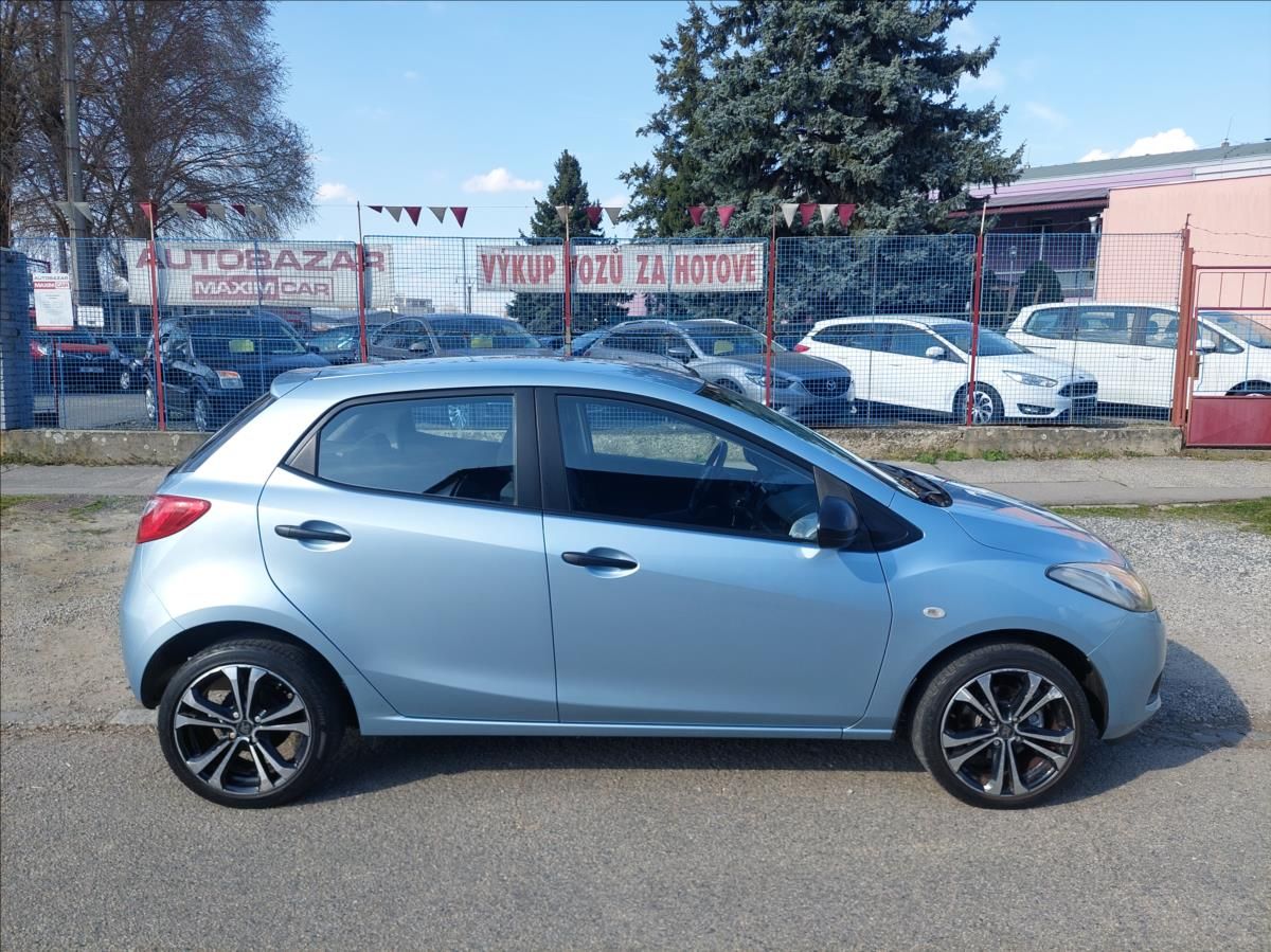 Mazda 2, 1,3 16V - fotka 5