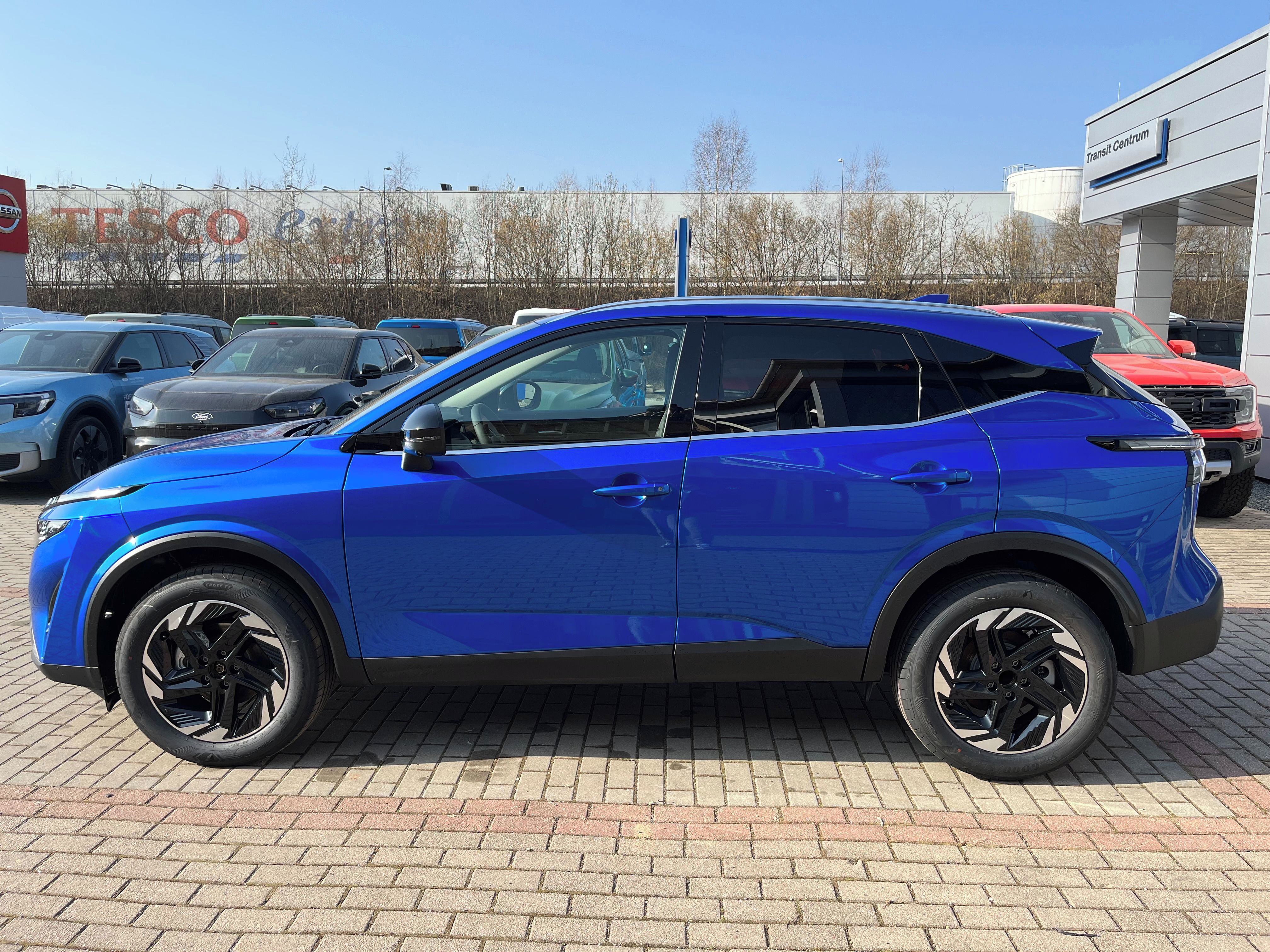 Nissan Qashqai, 1.3 DIG-T 103 kW N-Connecta - fotka 2