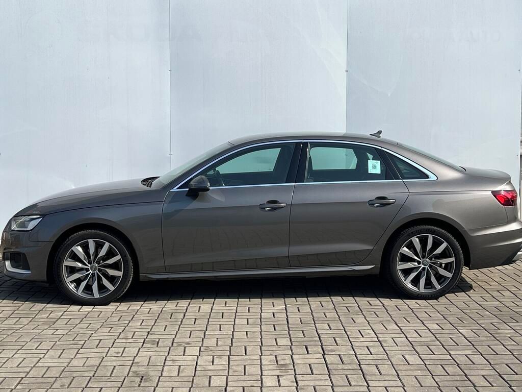 Audi A4, 2.0 TFSI 110 kW - fotka 3