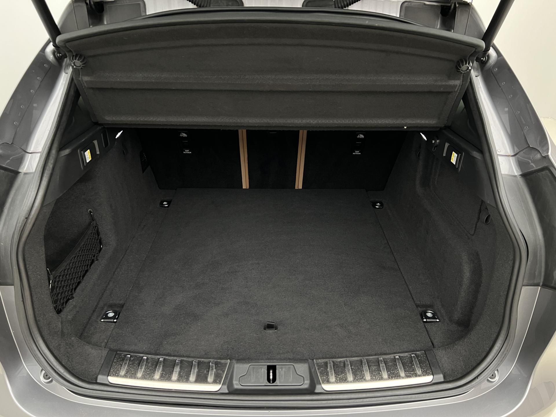 Jaguar F-Pace, D200 S AWD AUT - fotka 6