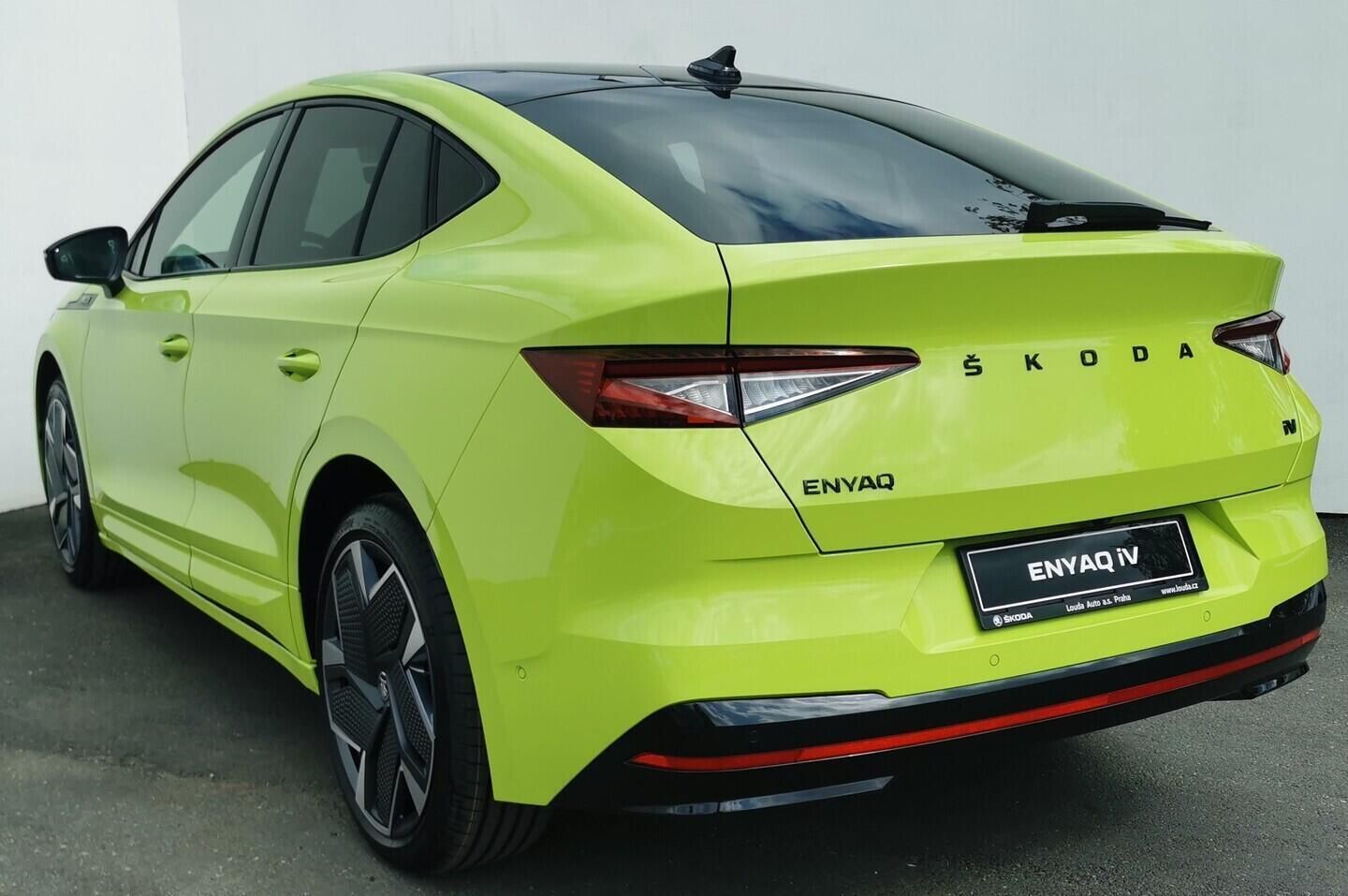 Škoda Enyaq, Coupé RS 82 kWh 4x4 220 kW - fotka 6
