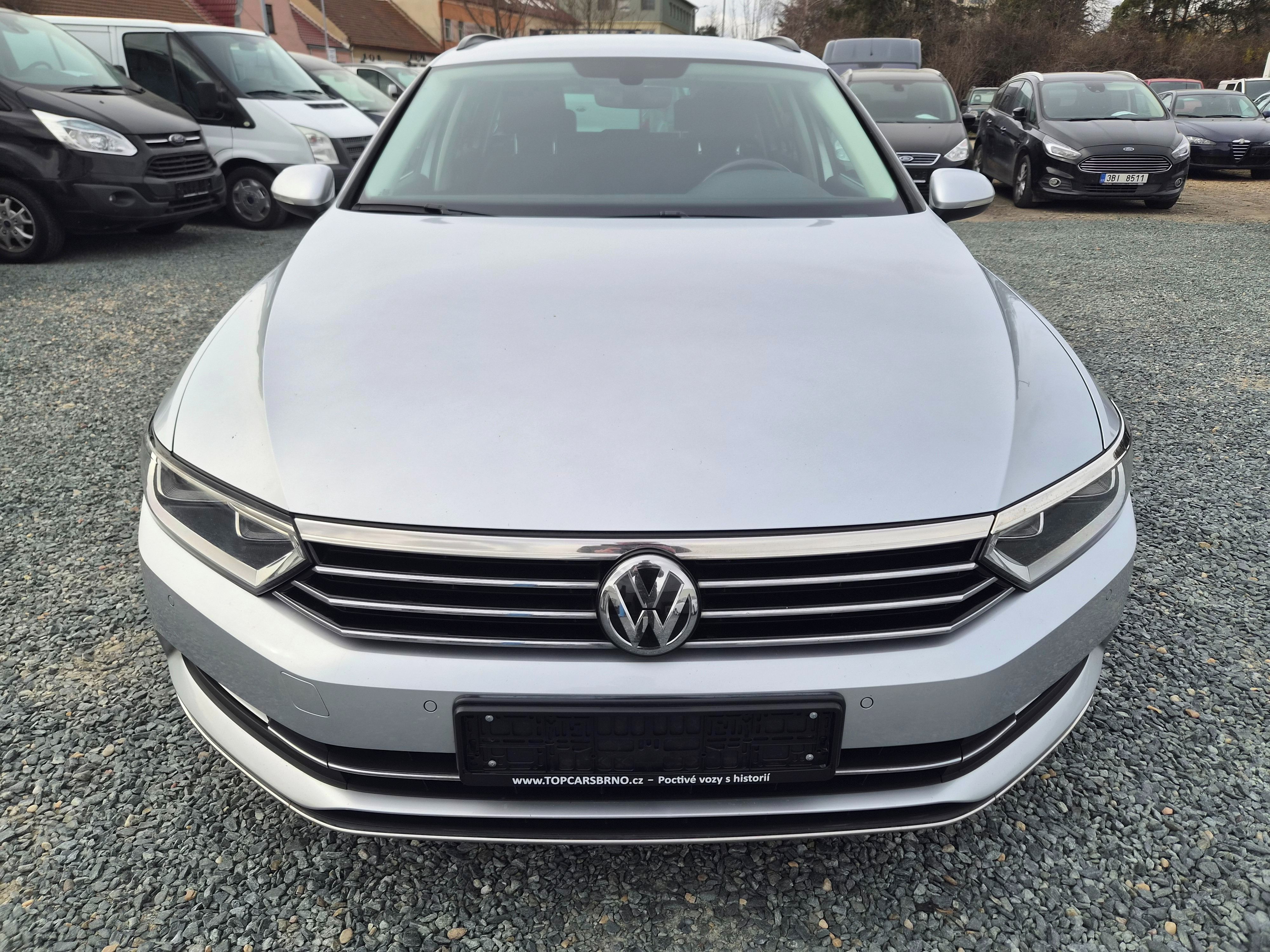 Volkswagen Passat, 2.0 TDI 110KW 2015 - fotka 2