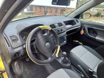 Prodám Škoda fábia 1,2 htp.