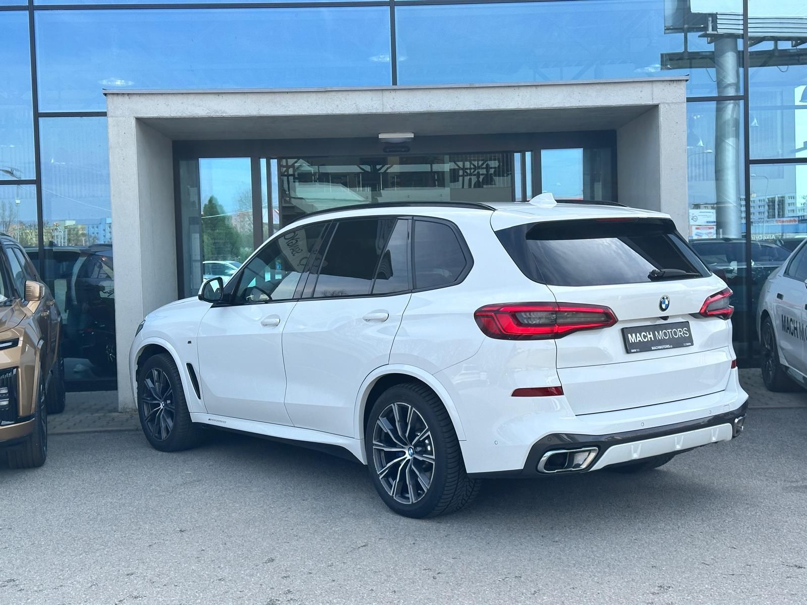 BMW X5, 30D xDrive M-Sport - fotka 6