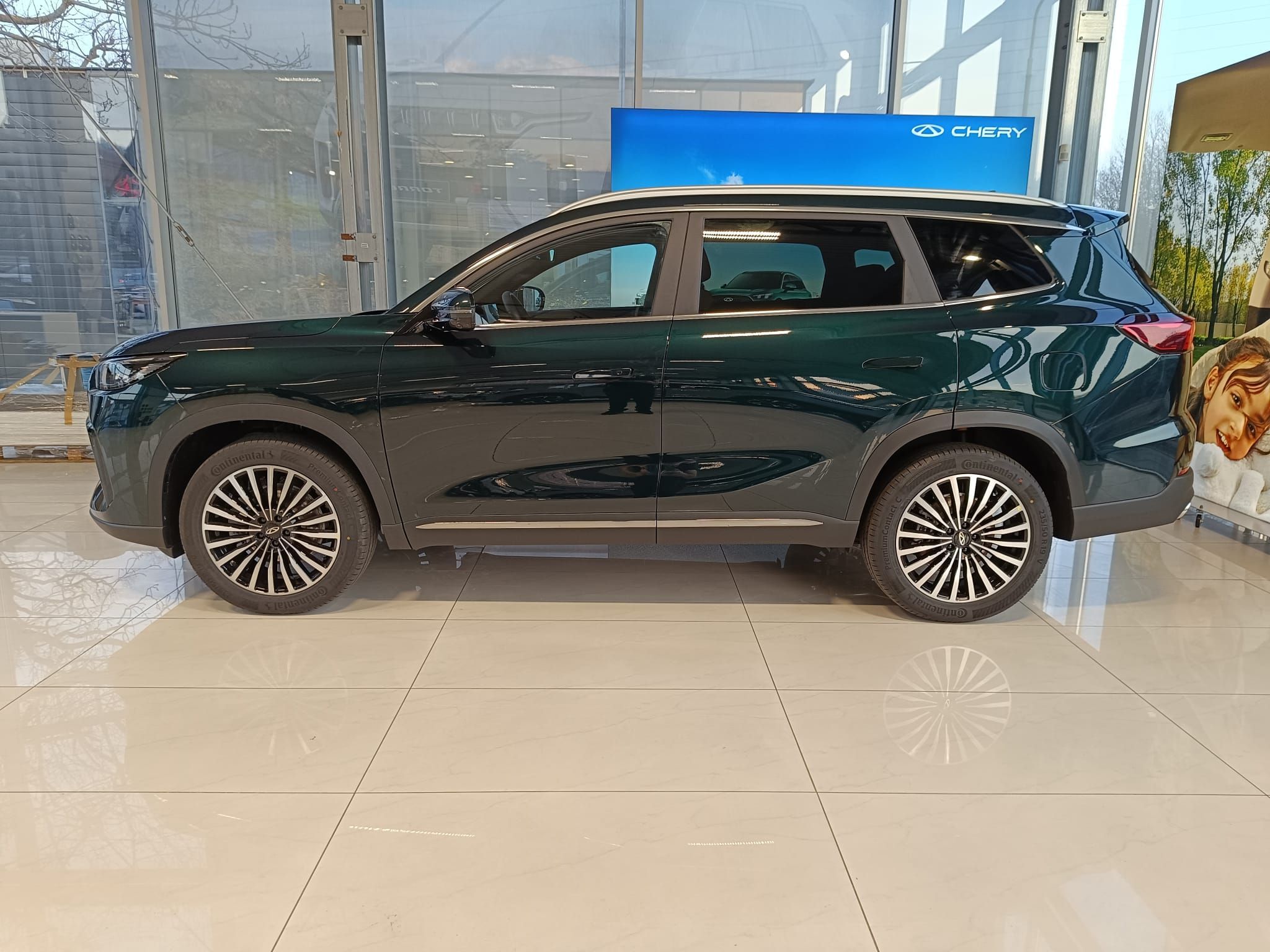 Chery Tiggo 8, UNIQUE 1.6 TGDI - fotka 4