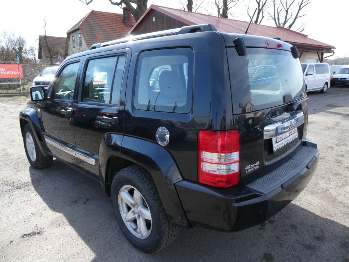Jeep Cherokee, 3,7 L 151kW 4x4, automat - fotka 6