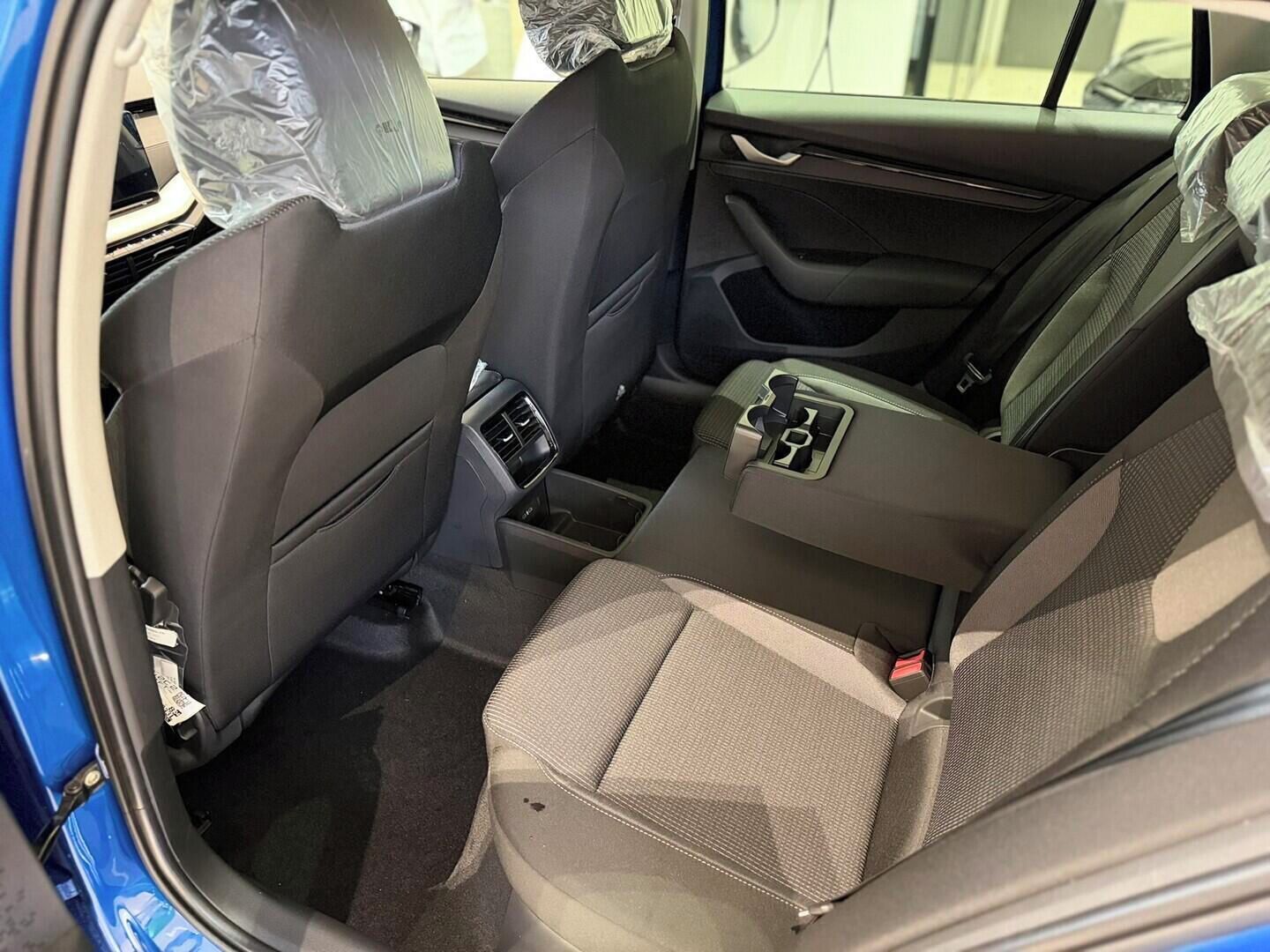 Škoda Octavia, Combi Classic 1.5 TSI 110 kW - fotka 6