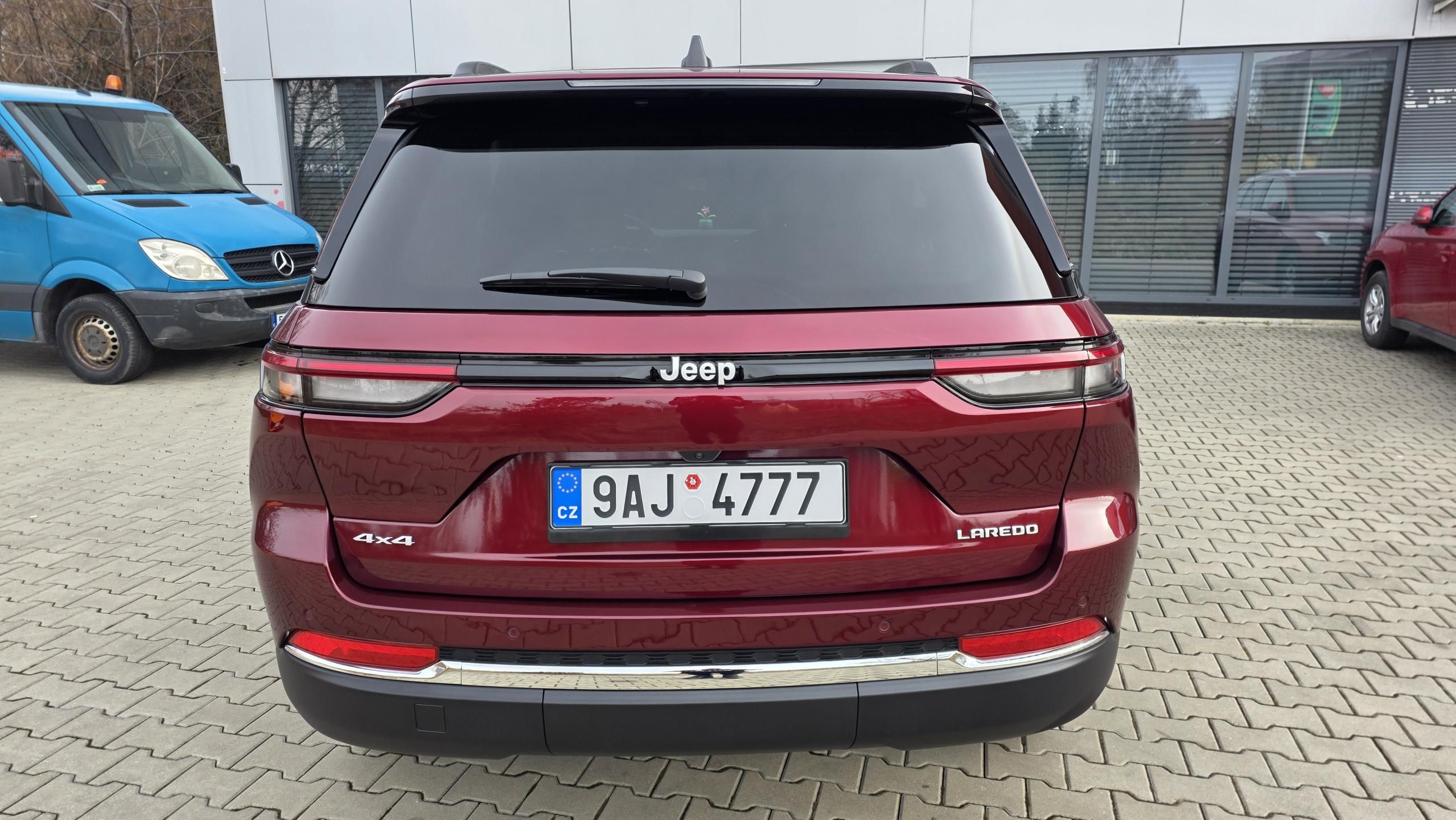 Jeep Grand Cherokee, 3.7 V6 AUT NEW CAR - fotka 5