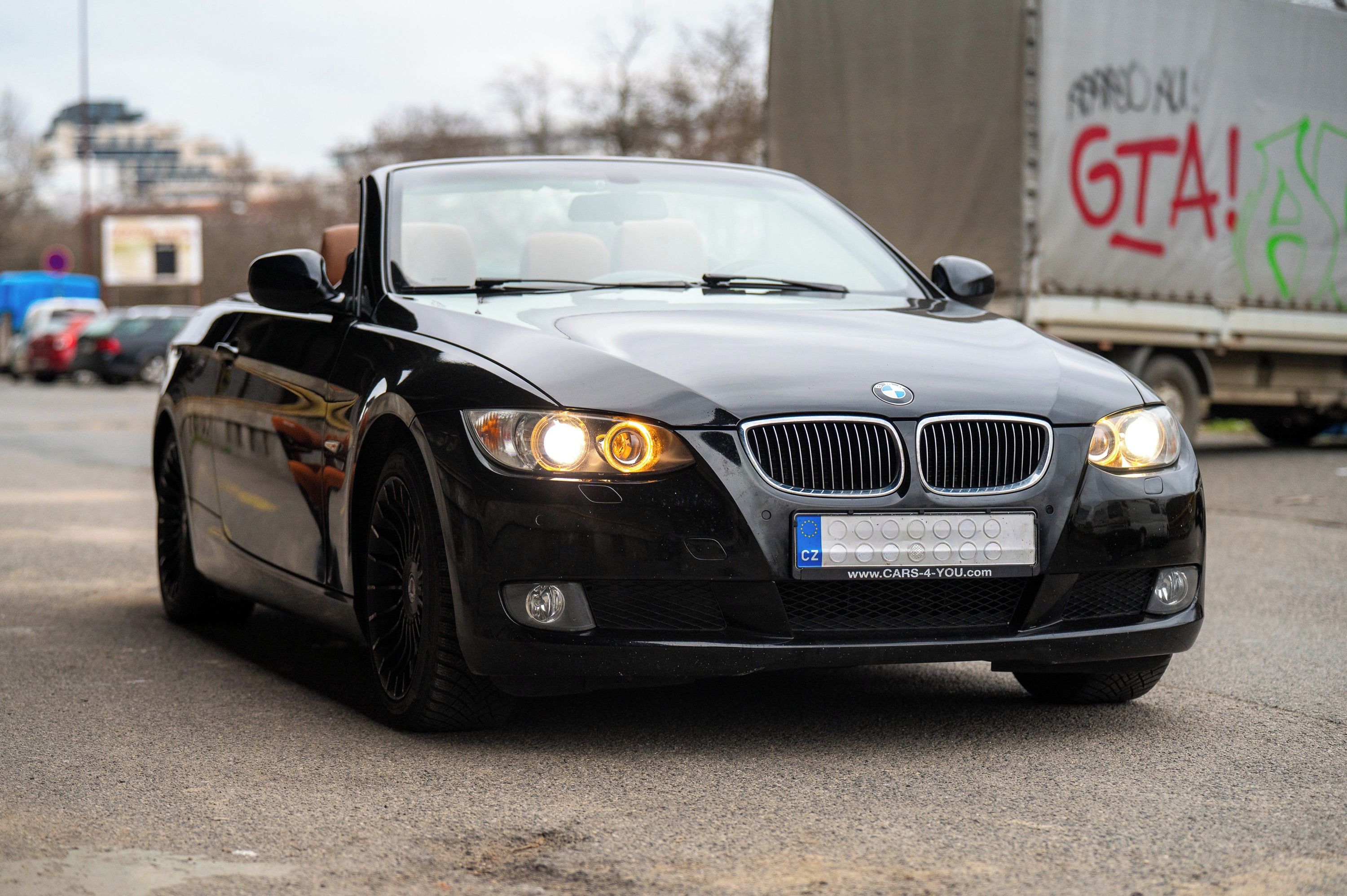 BMW Řada 3, E93 3.0l - fotka 2